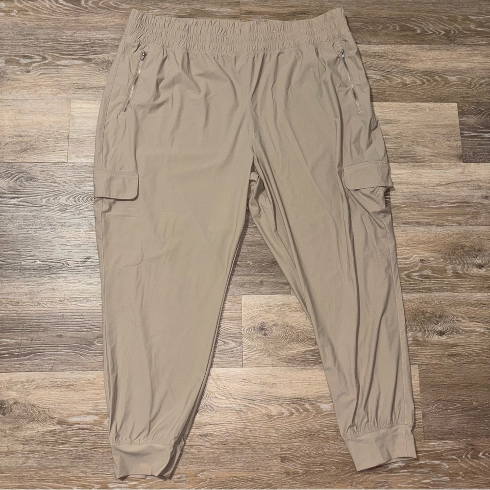 Old Navy Tan Sleektech Jogger Pants with Pockets| Size XXL